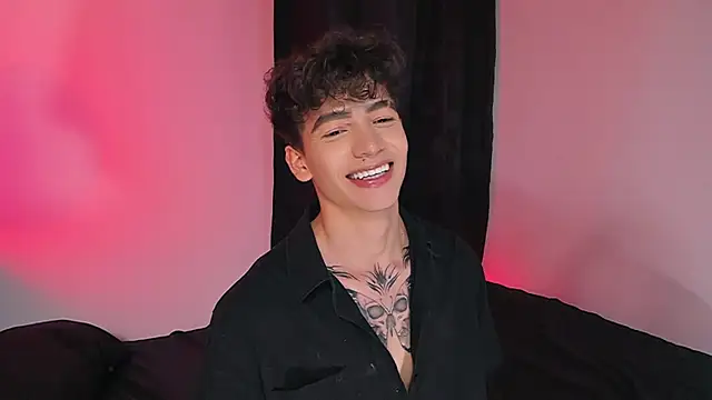 Онлайн чат XXX Axel_InkShade_