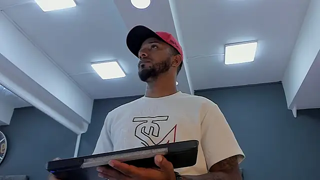 Živý XXX chat Robin_Rief