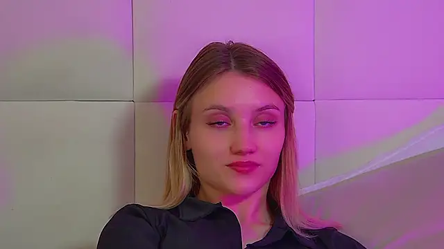 StacyEvances' Live XXX Chat
