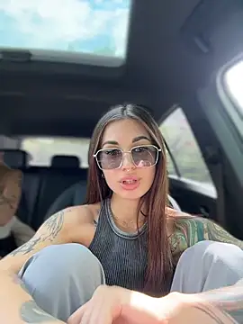 Charming_Ritta's Live XXX Chat