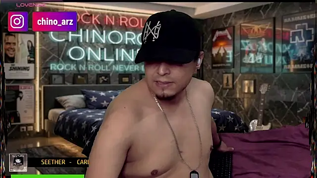 chino_roz's Live XXX Chat