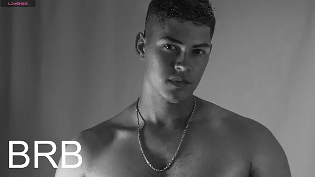 Chat XXX en directo de Iamdylan777