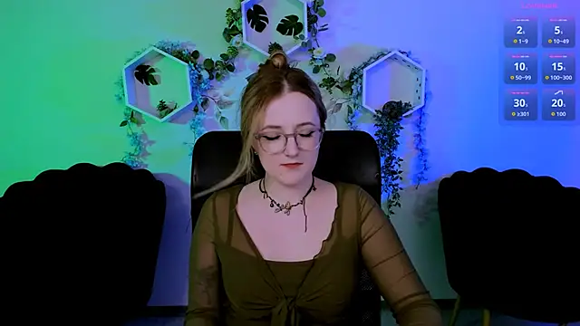 luna_berryy's Live XXX Chat