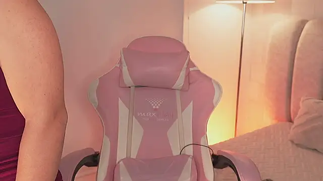 AmaraEvans Chat XXX live