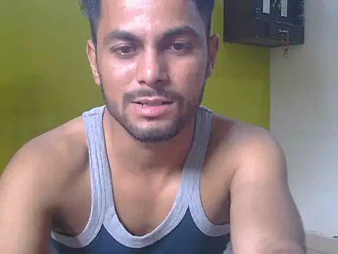 StubborndesiboyのライブXXXチャット