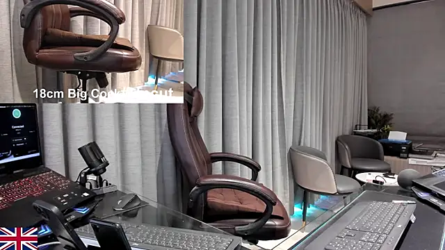 Chat +18 de OnlineBossUK ao vivo
