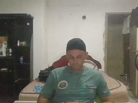 Živý XXX chat andres_12ad
