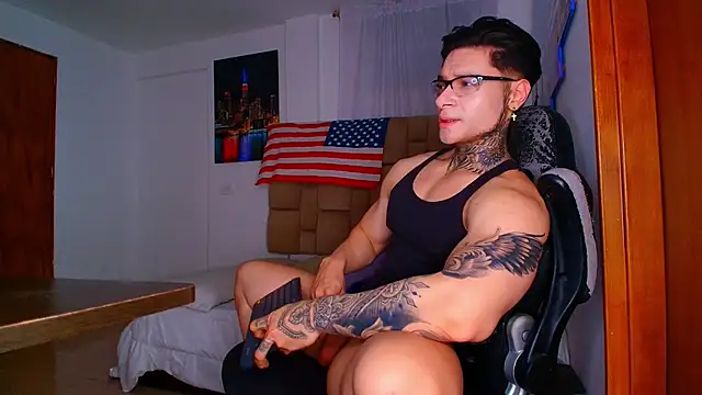 DennisWalkerr 现场XXX聊天