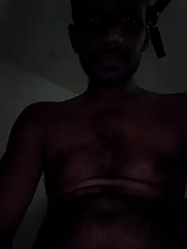 צ'אט XXX בשידור חי של Daddyishere_19