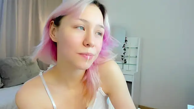 Chat XXX ao vivo de EmilyTrase
