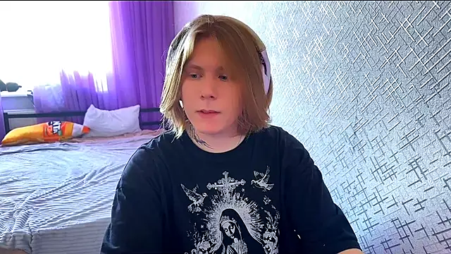 Hirtay Chat XXX in diretta