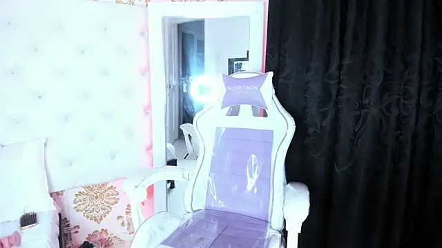 Živý XXX chat pinky__bunny