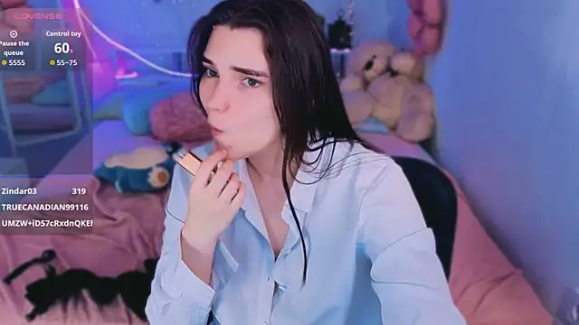 Rune_Veila Adlı Modelin Canlı XXX Sohbeti