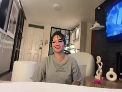EmmyEvans1 Live XXX-Chat