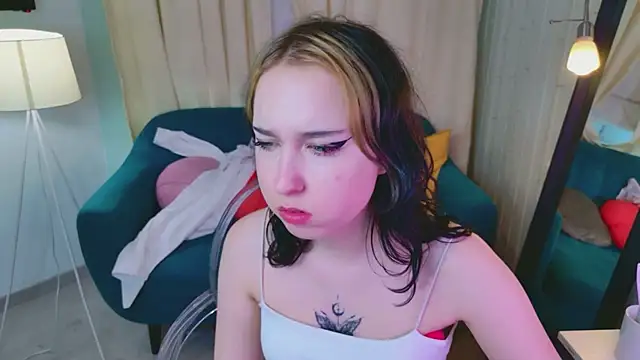Oksi_Koxy Chat XXX in diretta