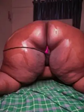 m_yummyshish's Live XXX Chat