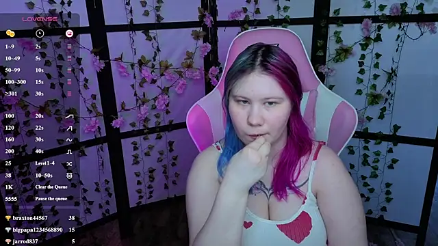 kitsune_little লাইভ XXX চ্যাট