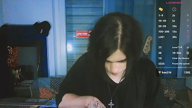 XXX chat uživo modela sademobeer