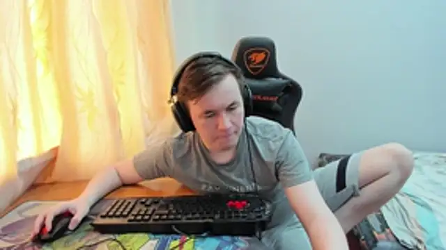 iliaskrislove's Live XXX Chat
