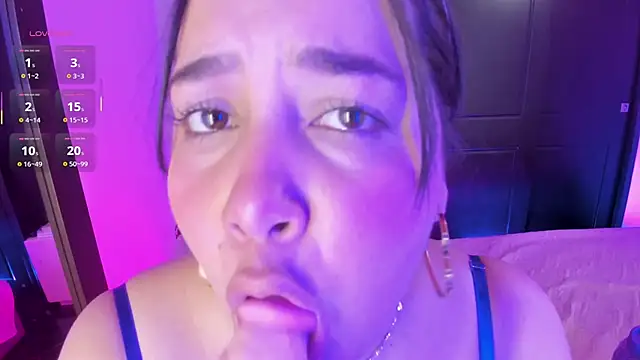 EvaBigBoobs' Live XXX Chat