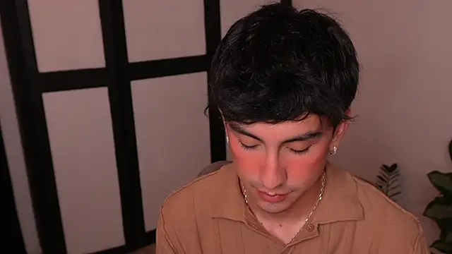 Chat XXX Live sweettaaron01