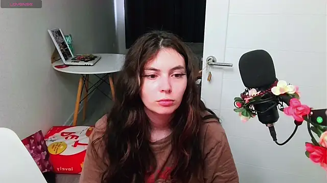 צ'אט XXX בשידור חי של peachyness