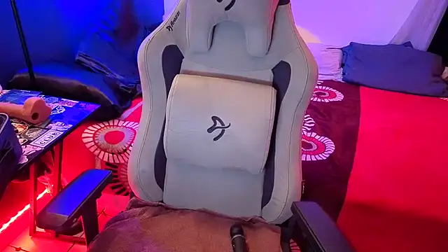 Živý XXX chat miacanela_xo