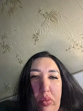 Naughtbaby_2025's Live XXX Chat