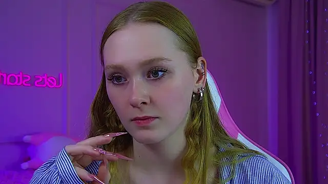 AgataFoxley Chat XXX in diretta