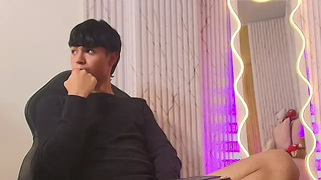 Spark_tay – Naživo XXX chat