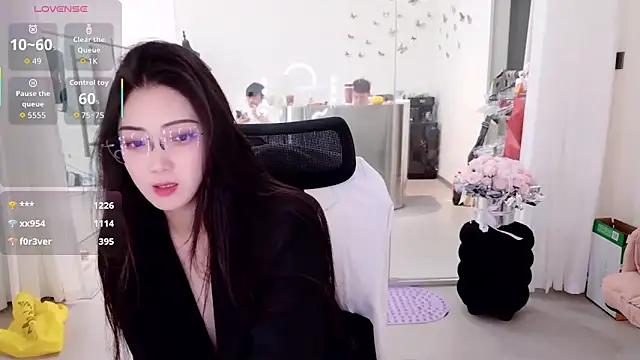 yangyang-777 – Live XXX-chat
