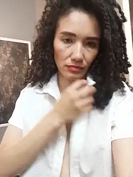Czat XXX na żywo – JuliethMilf