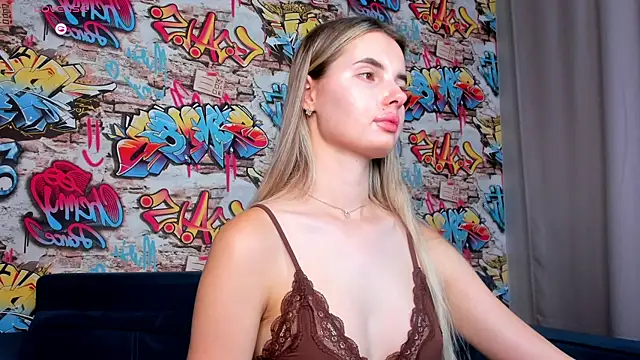 Erika_Carpenter – Live XXX-chat
