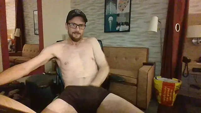 MascChaser4Bear webkamerás műsora