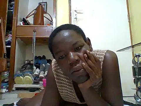 Chat XXX en directo de Blacksexyqueen24