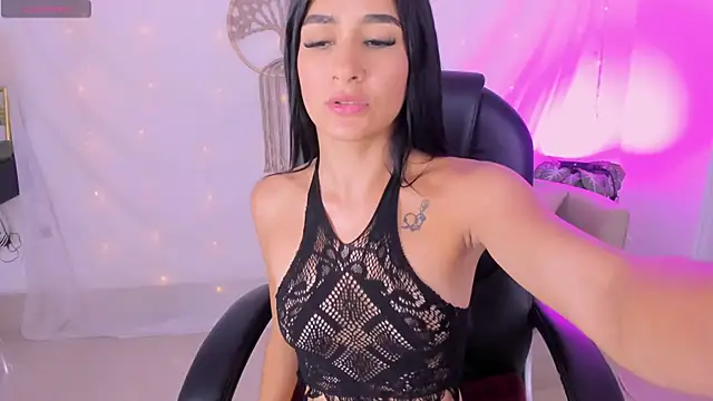 Ginni_charlotte Live XXX-Chat