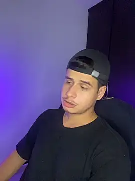 Chat +18 de BjornSteel ao vivo