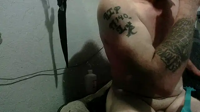 PornStro921 即時 XXX 聊天