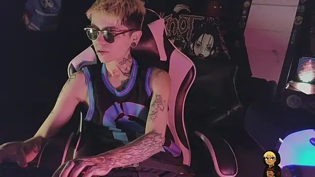 AcidMilo Live XXX Chat