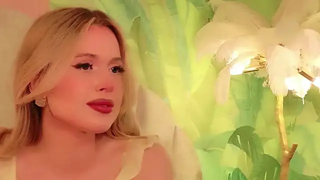 Chat +18 de Beckie_White ao vivo