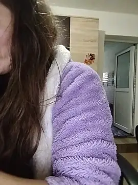 CrazyMaya39 Adlı Modelin Canlı XXX Sohbeti
