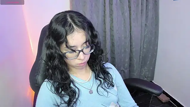 Czat XXX na żywo – indra_cam