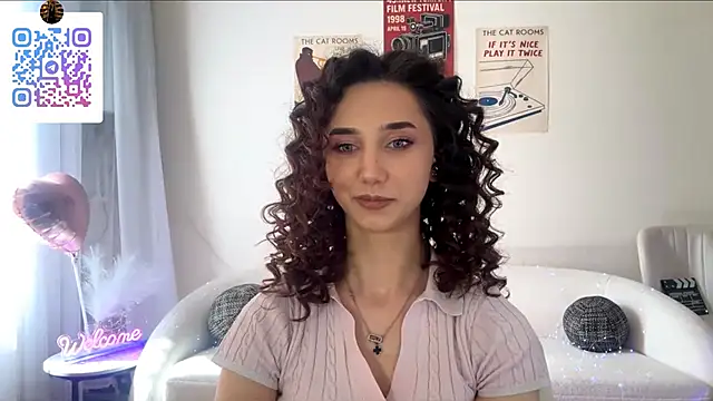 LinaMour XXX чат на живо