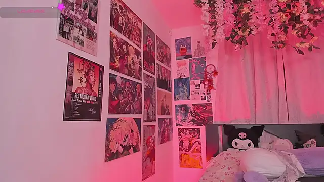 MissCurvyTop: онлайн-секс-чат