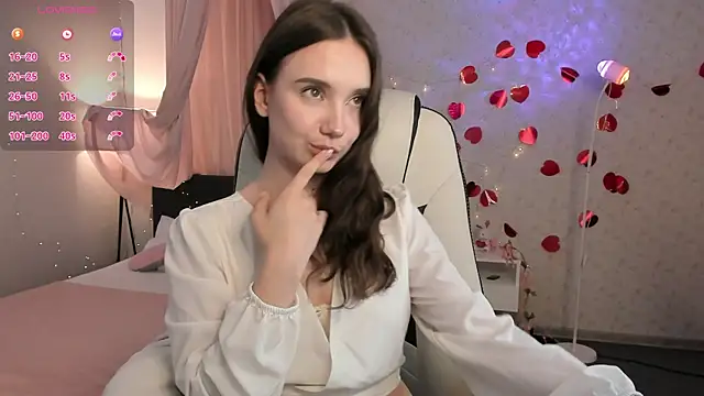 Elvienne Adlı Modelin Canlı XXX Sohbeti
