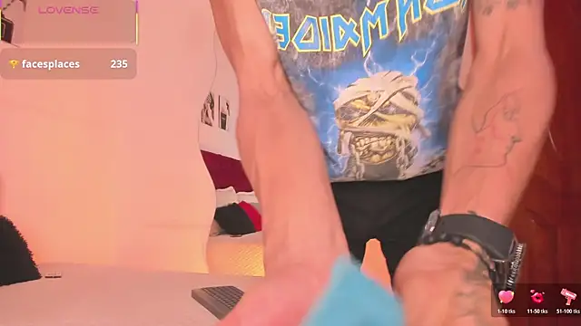 MaxPower003 live XXX chat