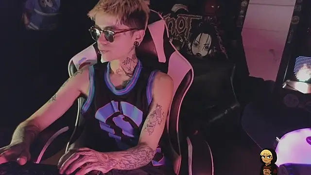 AcidMilo Live XXX-Chat