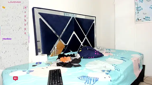 XXX chat uživo modela Ninna_Vergara