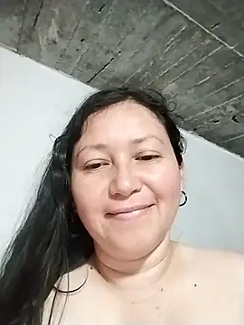 Dayis_2's Live XXX Chat