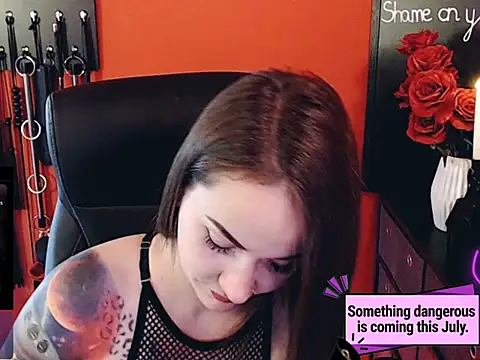 _MissJaneWarren_ Live XXX-Chat